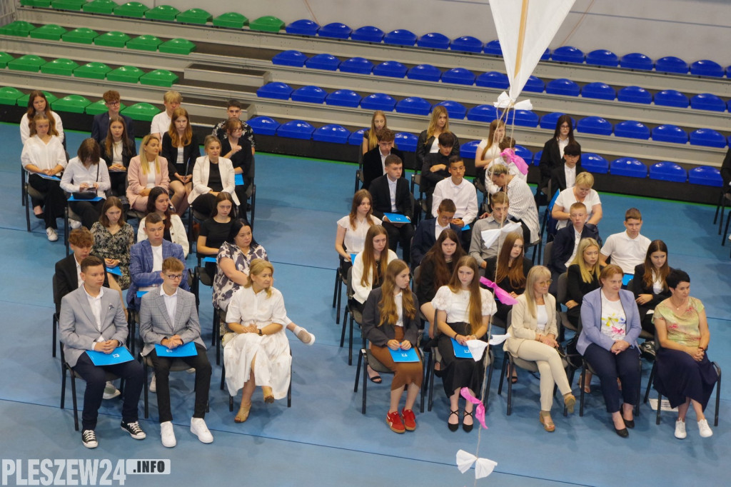 Uroczystość wręczenia listów gratulacyjnych