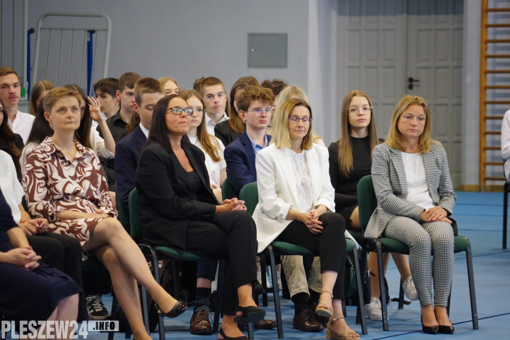 Uroczystość wręczenia listów gratulacyjnych