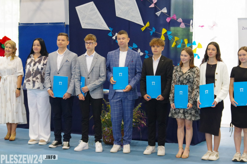 Uroczystość wręczenia listów gratulacyjnych