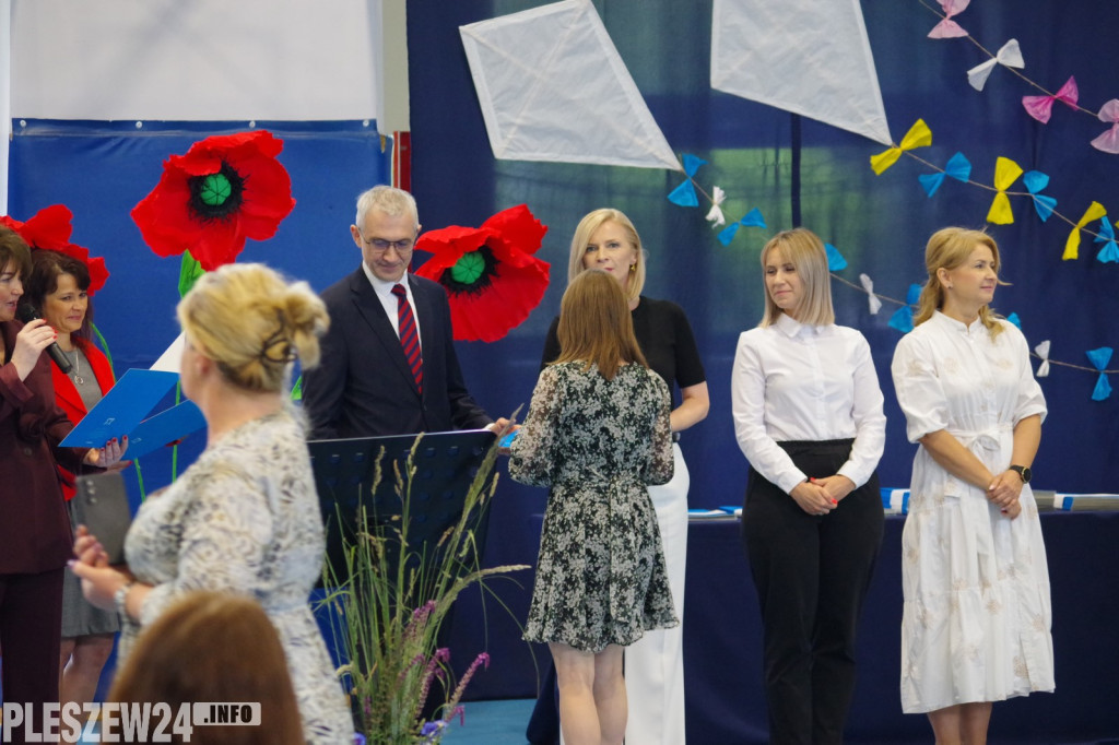 Uroczystość wręczenia listów gratulacyjnych