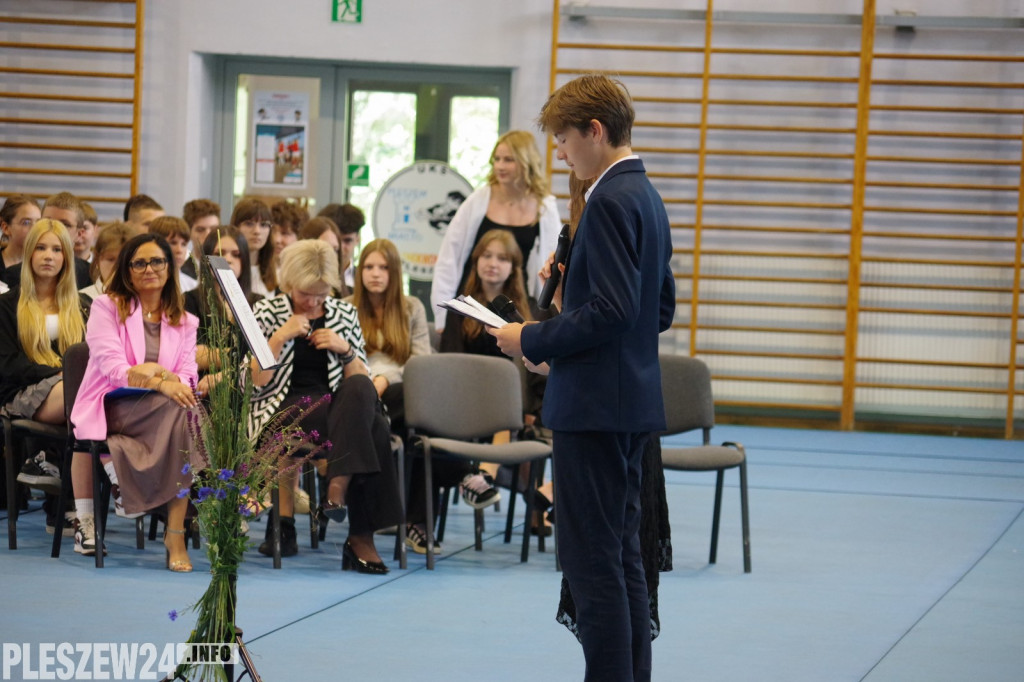 Uroczystość wręczenia listów gratulacyjnych