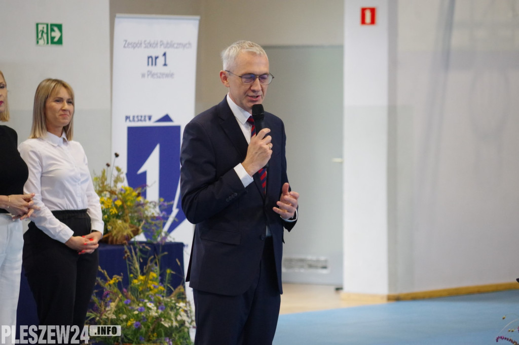 Uroczystość wręczenia listów gratulacyjnych