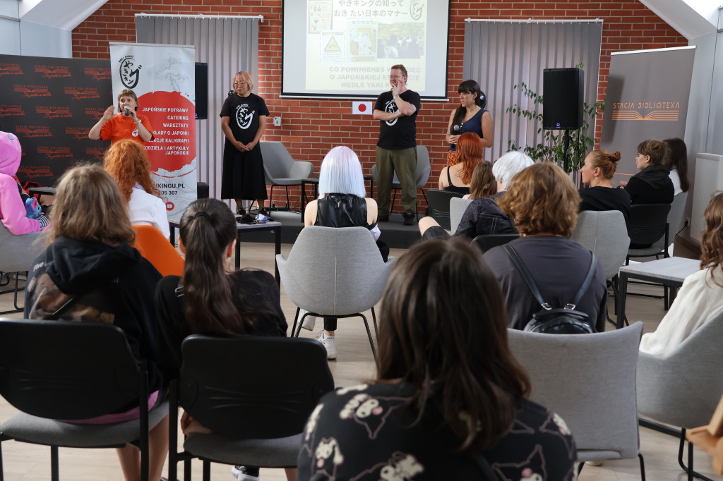 Fani mangi, anime i kultury japońskiej w bibliotece