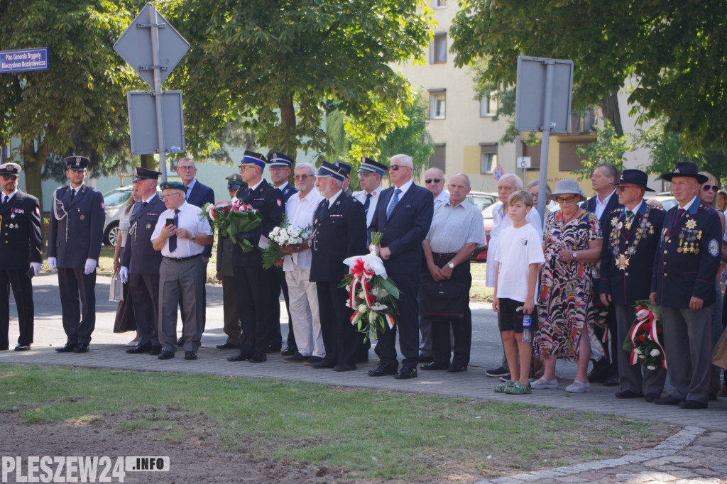 Uroczyste obchody Święta Wojska Polskiego w Pleszewie