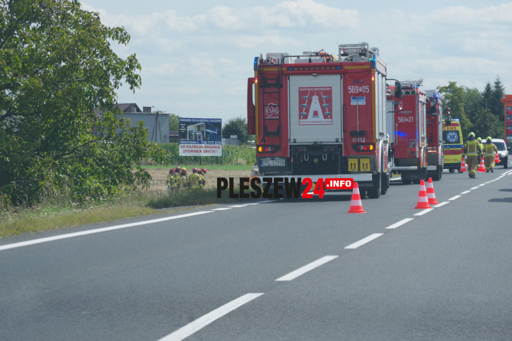 Wypadek samochodu z  nieczystościami w Pleszewie