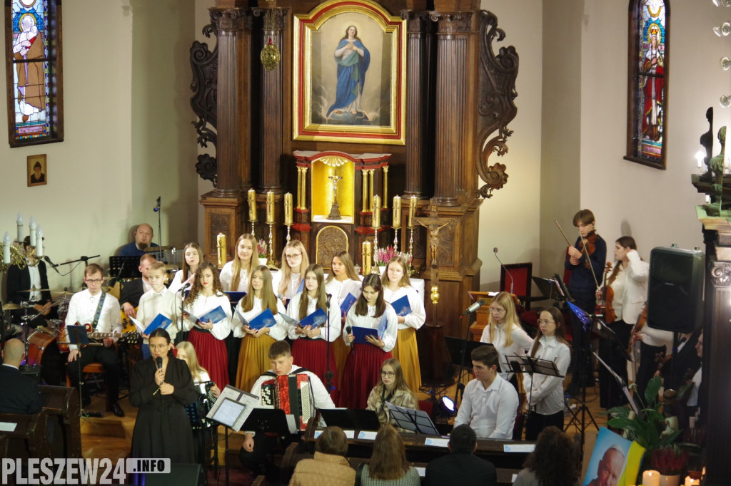 Schola Lenartowicka i Zespół Sound of Heaven z koncertem w Jedlcu