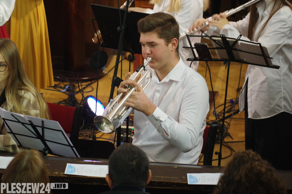 Schola Lenartowicka i Zespół Sound of Heaven z koncertem w Jedlcu