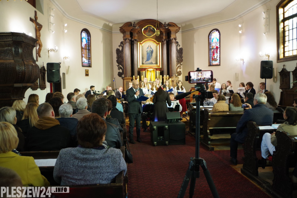 Schola Lenartowicka i Zespół Sound of Heaven z koncertem w Jedlcu