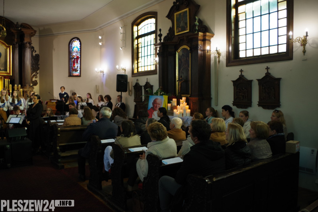Schola Lenartowicka i Zespół Sound of Heaven z koncertem w Jedlcu