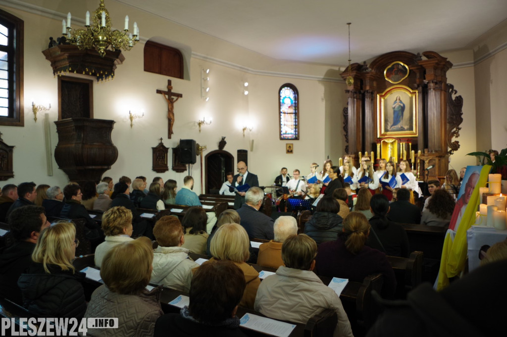 Schola Lenartowicka i Zespół Sound of Heaven z koncertem w Jedlcu
