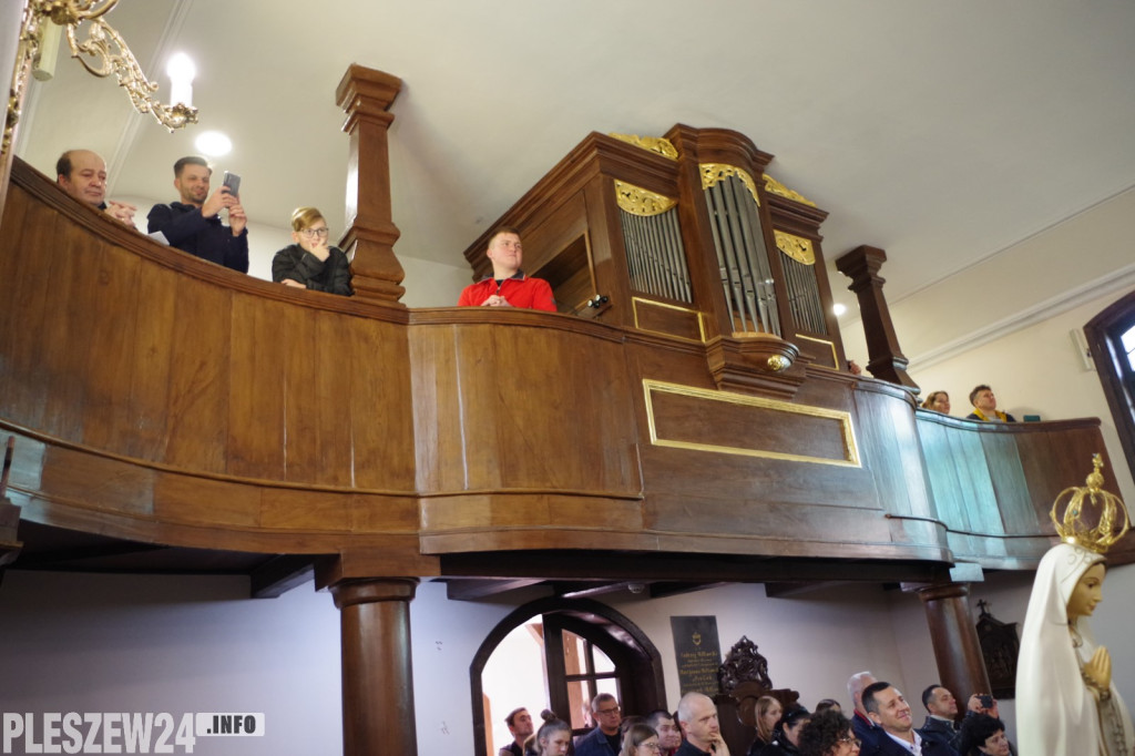 Schola Lenartowicka i Zespół Sound of Heaven z koncertem w Jedlcu