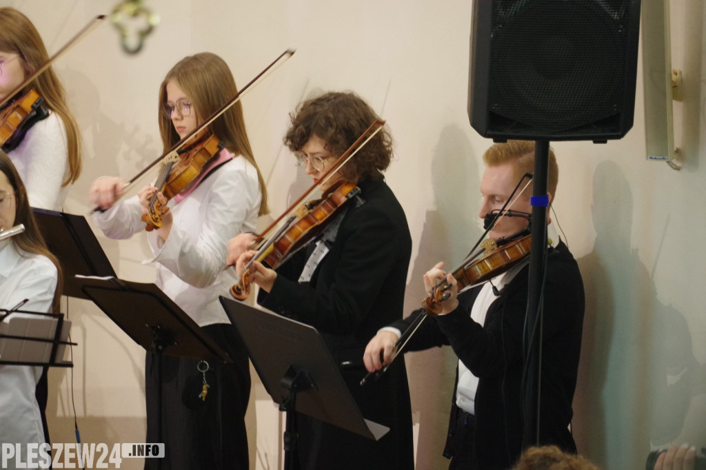 Schola Lenartowicka i Zespół Sound of Heaven z koncertem w Jedlcu