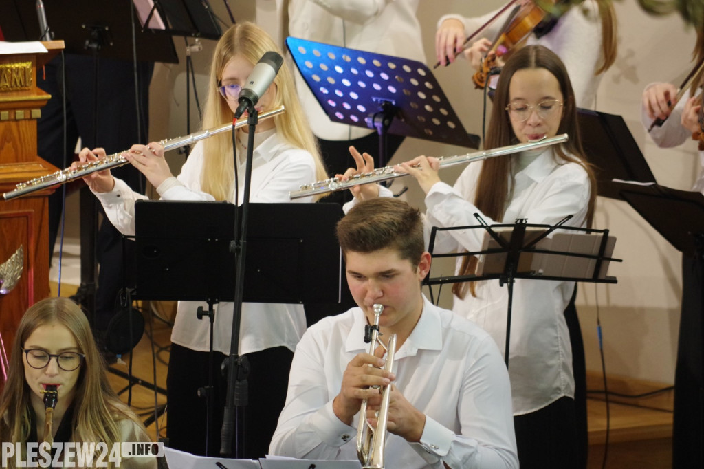 Schola Lenartowicka i Zespół Sound of Heaven z koncertem w Jedlcu