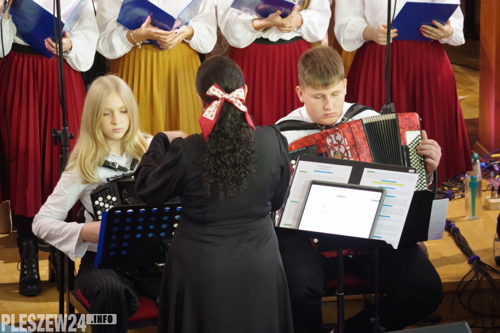 Schola Lenartowicka i Zespół Sound of Heaven z koncertem w Jedlcu