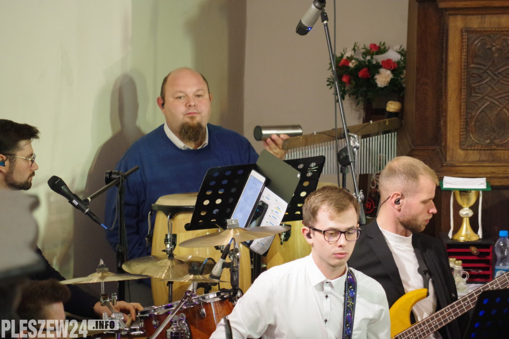 Schola Lenartowicka i Zespół Sound of Heaven z koncertem w Jedlcu