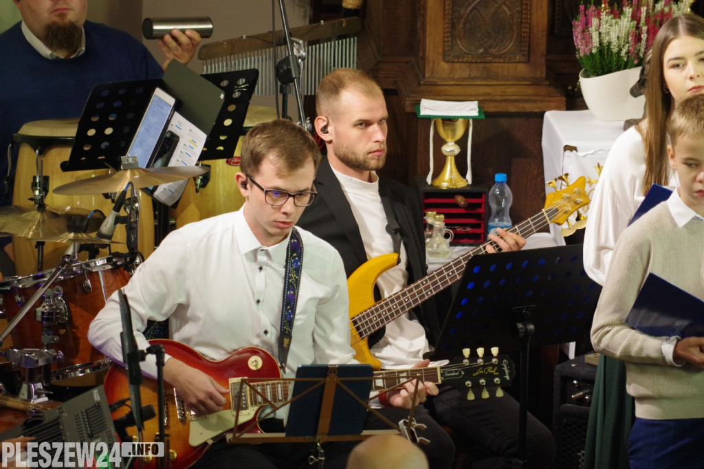 Schola Lenartowicka i Zespół Sound of Heaven z koncertem w Jedlcu