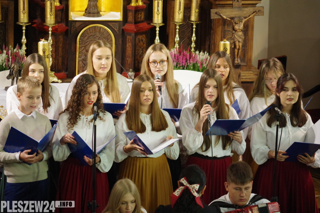 Schola Lenartowicka i Zespół Sound of Heaven z koncertem w Jedlcu