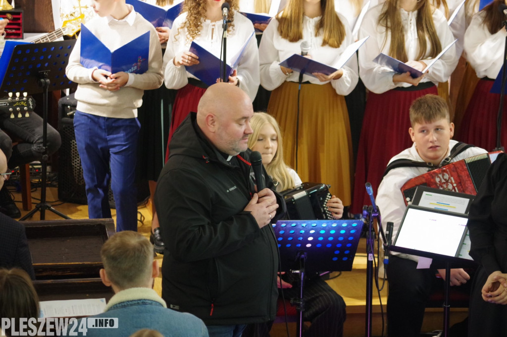 Schola Lenartowicka i Zespół Sound of Heaven z koncertem w Jedlcu