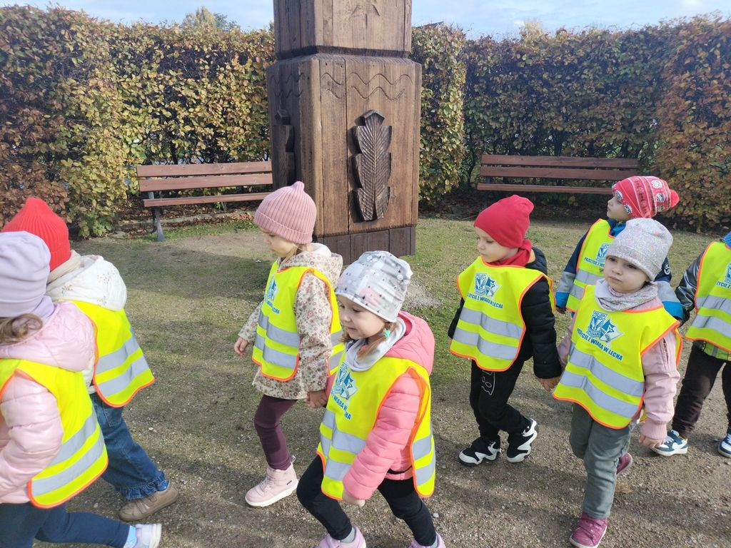 Krokuski i Niezapominajki poznały tajemnice lasu