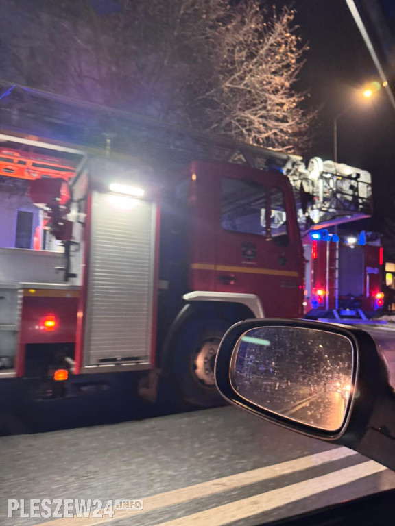 Wieczorna akcja strażaków w Pleszewie