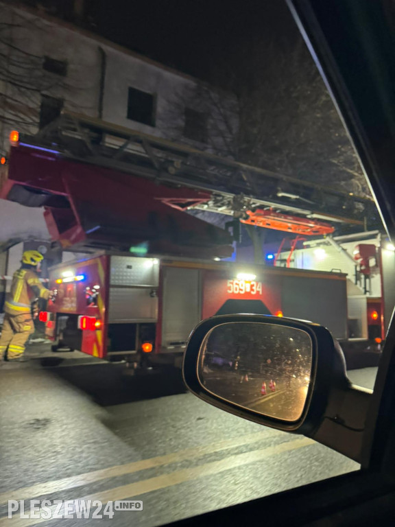 Wieczorna akcja strażaków w Pleszewie