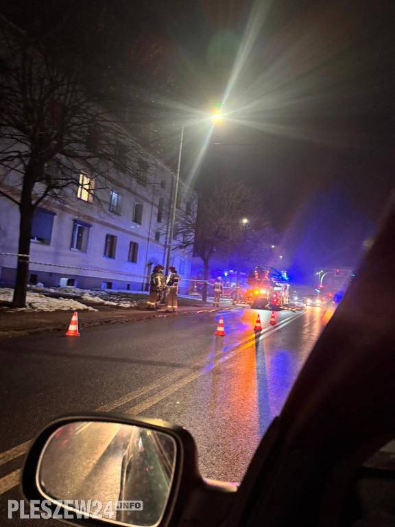 Wieczorna akcja strażaków w Pleszewie