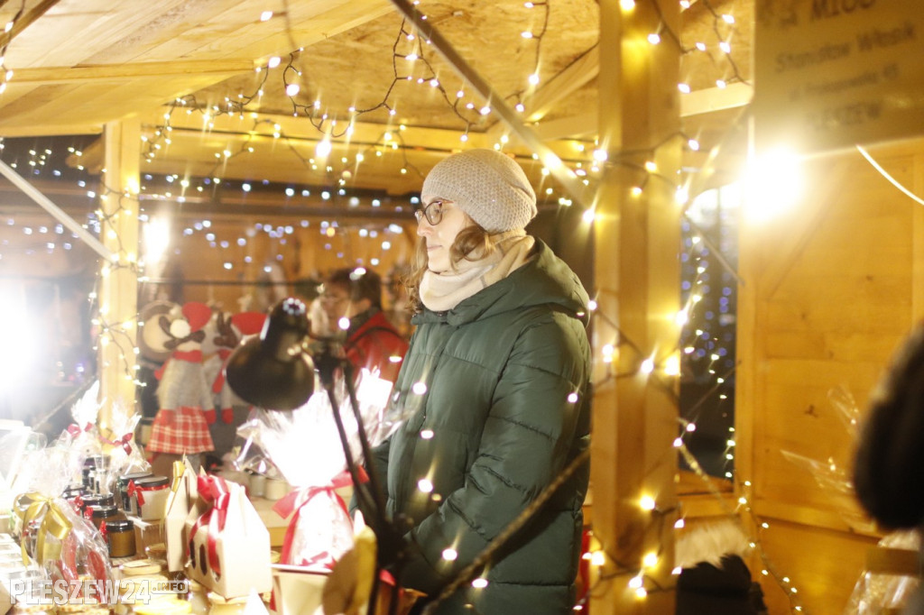 Jarmark, Mikołaj i choinka w Pleszewie