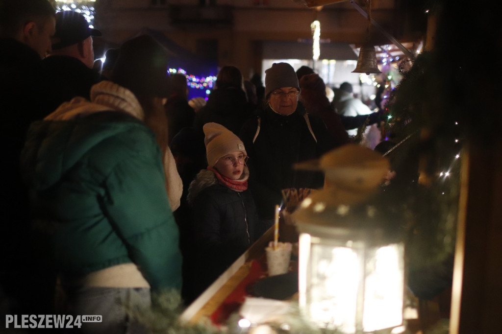 Jarmark, Mikołaj i choinka w Pleszewie
