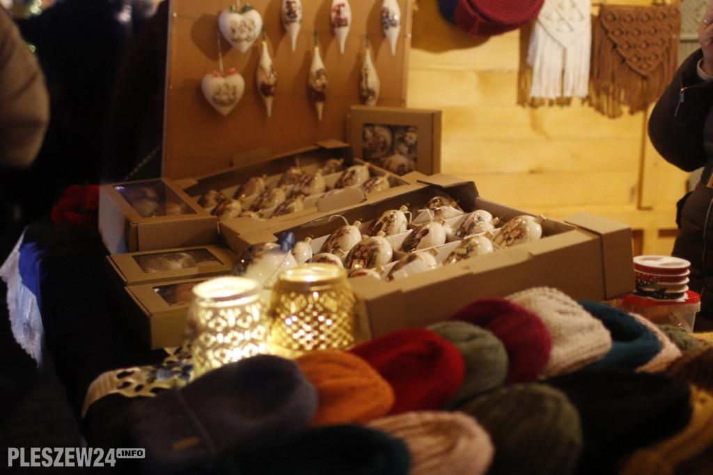 Jarmark, Mikołaj i choinka w Pleszewie