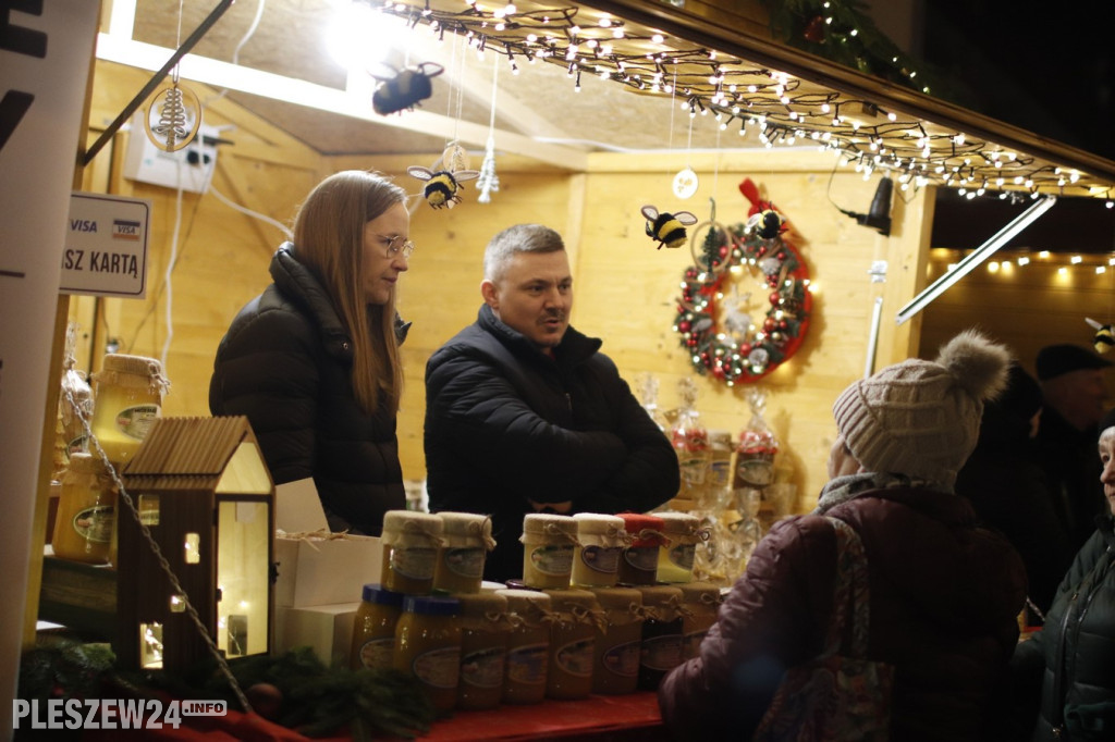 Jarmark, Mikołaj i choinka w Pleszewie