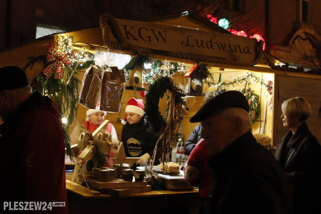 Jarmark, Mikołaj i choinka w Pleszewie