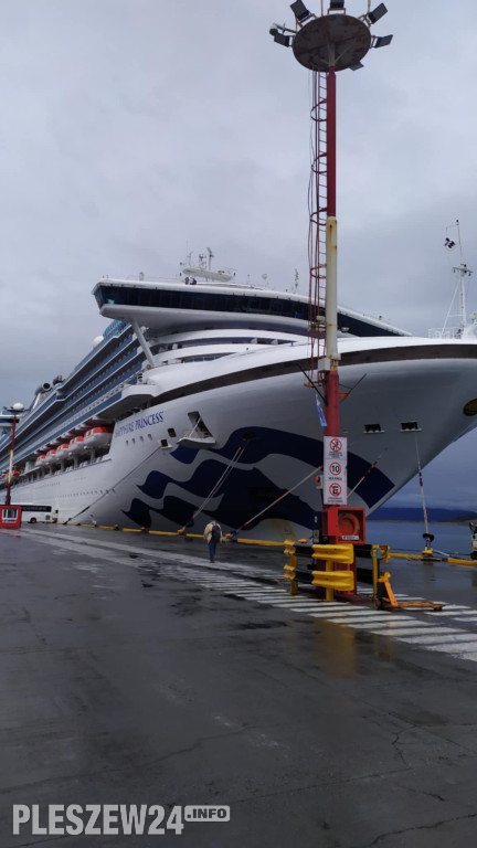 Pleszewianin płynie na Antarktydę