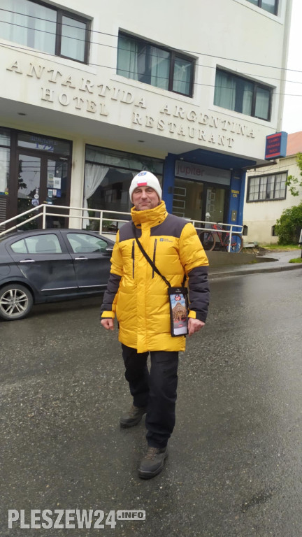 Pleszewianin płynie na Antarktydę