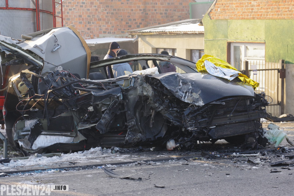Zderzenie dwóch pojazdów w Piekarzewie