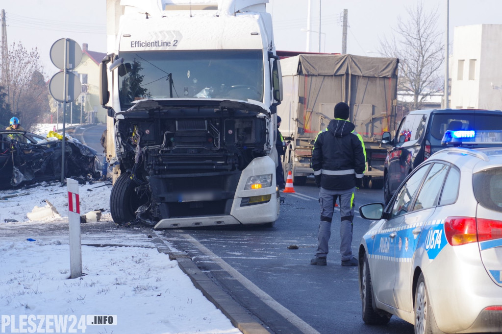 Zderzenie dwóch pojazdów w Piekarzewie