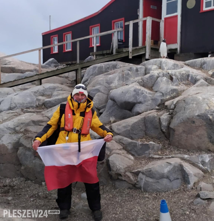 Pleszewianin płynie na Antarktydę