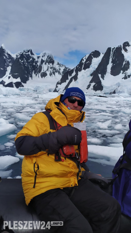 Pleszewianin płynie na Antarktydę