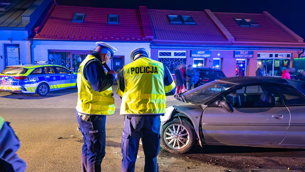 Nastolatek przewieziony do szpitala po wypadku