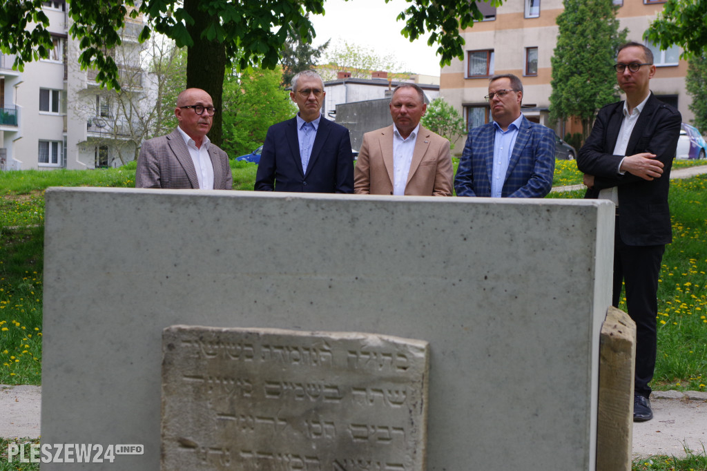 Odsłonięcie lapidarium w Pleszewie
