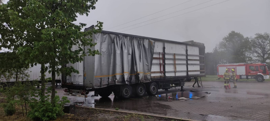 Gigantyczny pożar w Ostrzeszowie