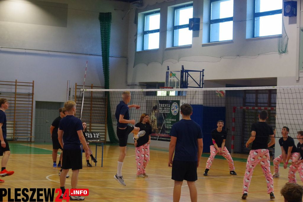Charytatywny Turniej Siatkówki w Pleszewie