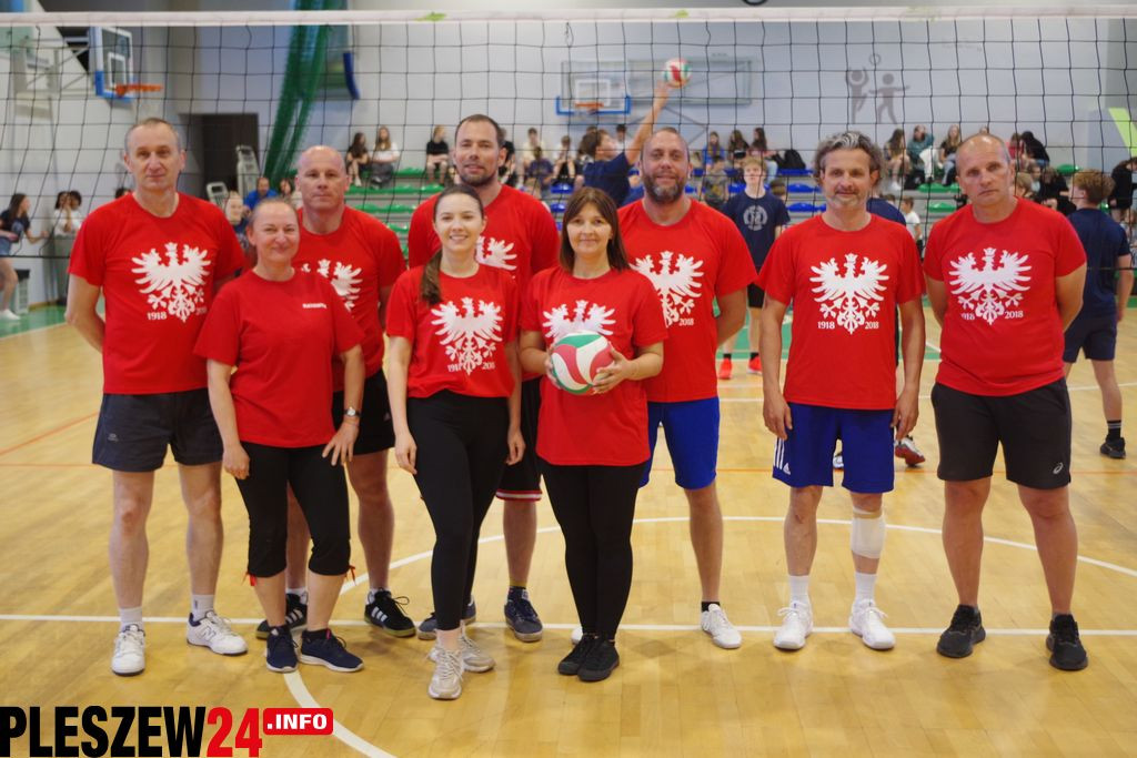 Charytatywny Turniej Siatkówki w Pleszewie