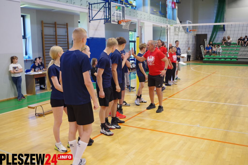 Charytatywny Turniej Siatkówki w Pleszewie