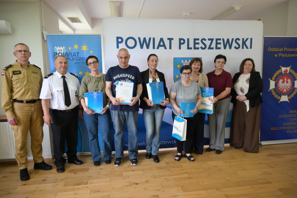 Młodzież zapobiega pożarom - konkurs plastyczny