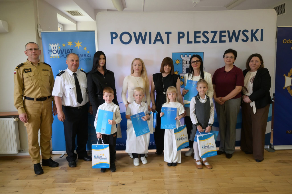 Młodzież zapobiega pożarom - konkurs plastyczny