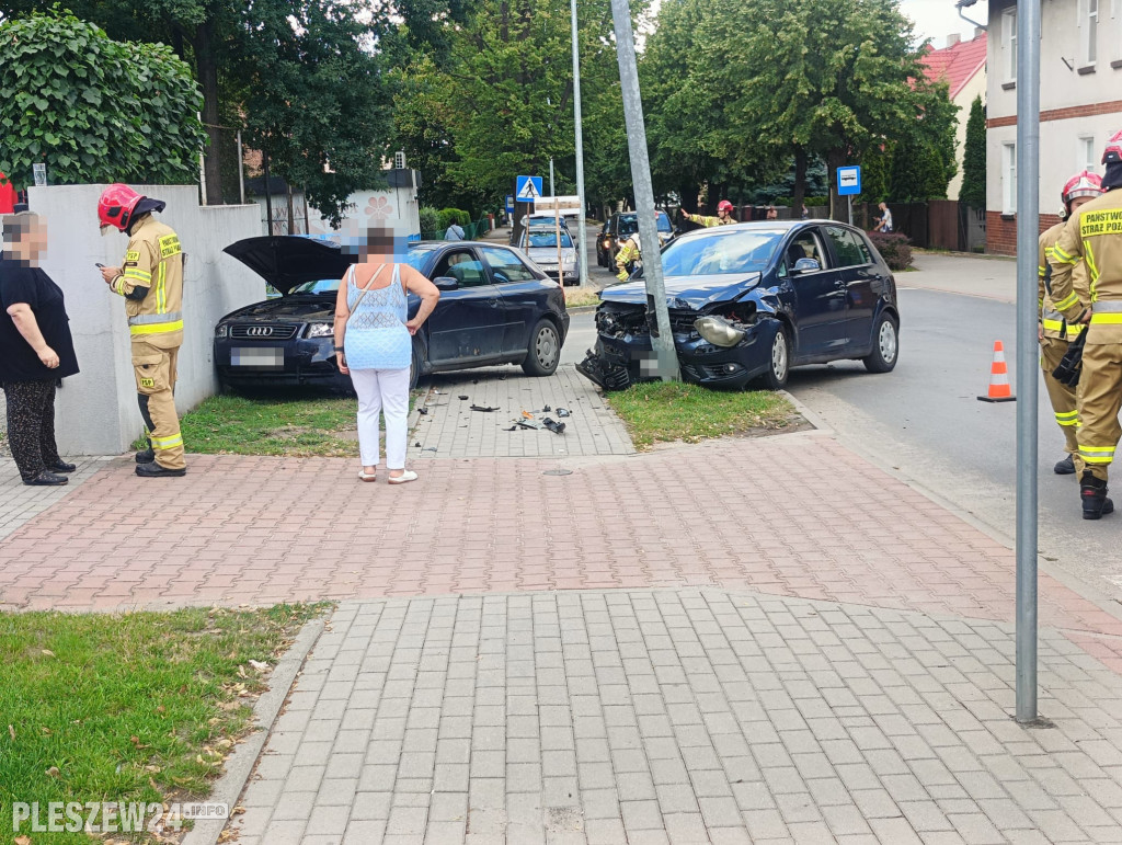 Kolizja w Pleszewie na ul. Podgórnej