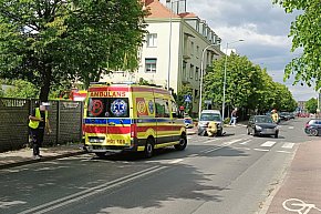 Zderzenie dwóch samochodów w centrum miasta-1514