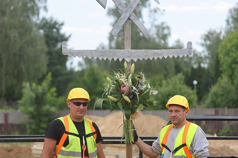 Powstaje galeria handlowa