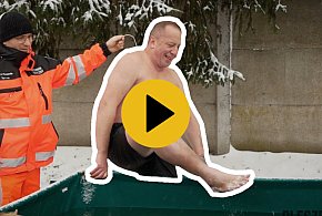 Ekstremalny Jacek. Spędził 2 godziny na mrozie w lodowatej wodzie [video]-1592