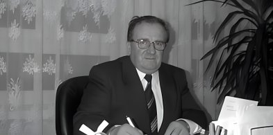 Wspomnienie o Kazimierzu Jakóbczaku - byłym dyrektorze szkoły w Marszewie-3138